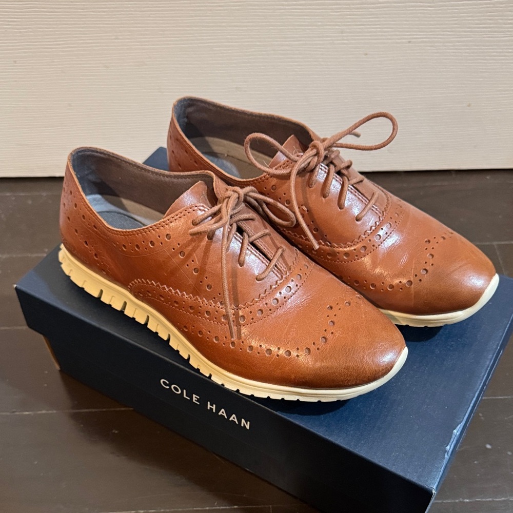 Cole Haan Women’s Tan Oxford Derbys